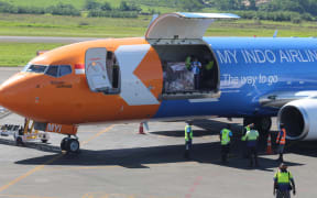 30 tons of Indonesian relief supplies landed at Vanuatu's Bauerfield International Airport on 9 May 2023.