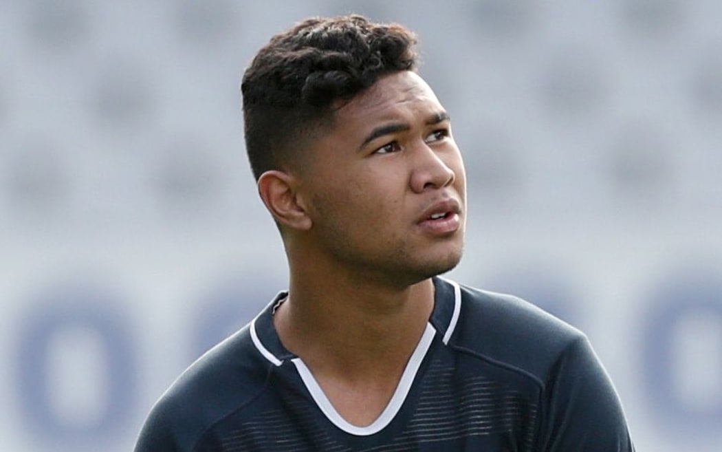 Wiseguy Faiane lines up a peanlty kick.