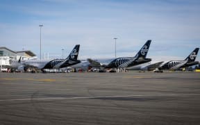 Air New Zealand planes