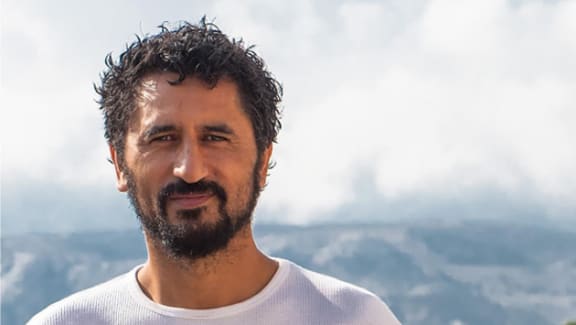 Cliff Curtis