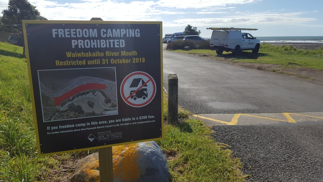 Freedom camping sign at Waiwhakaiho