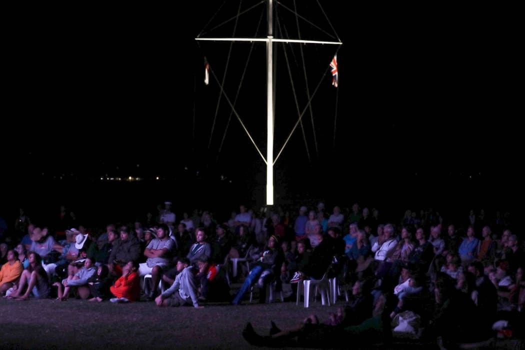 More than 2500 people gathered for the dawn service.