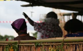 Sir Michael Somare addresses the crowd at an election campaign rally in East Sepik, June 2012.