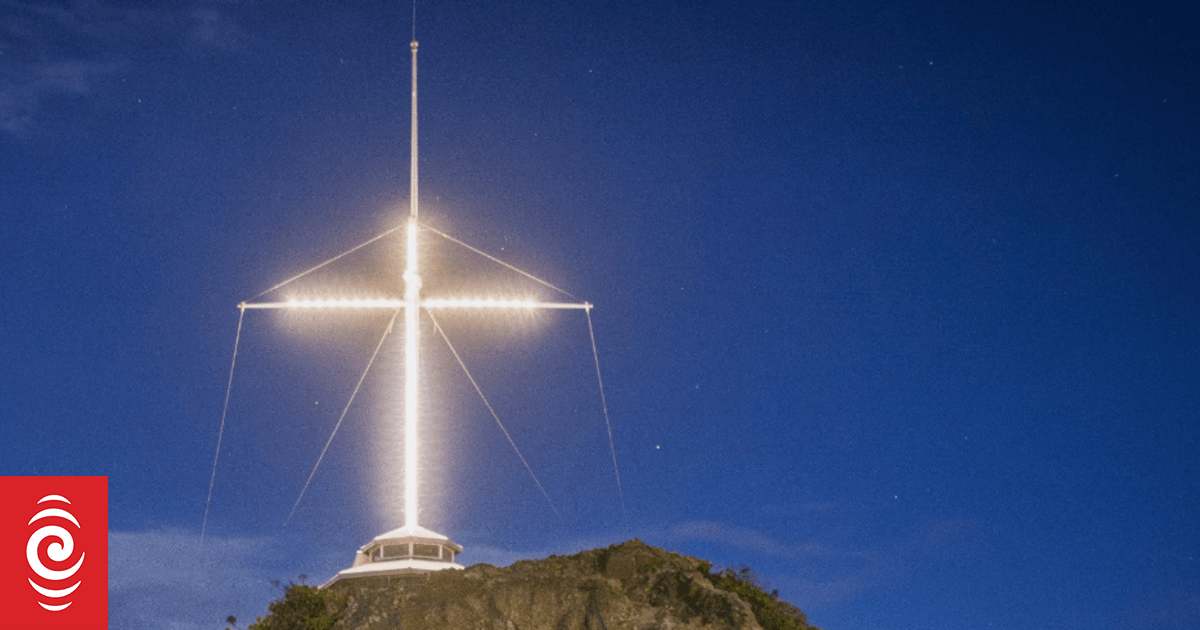 Battle rages over historic Tuawera Cave Rock lights