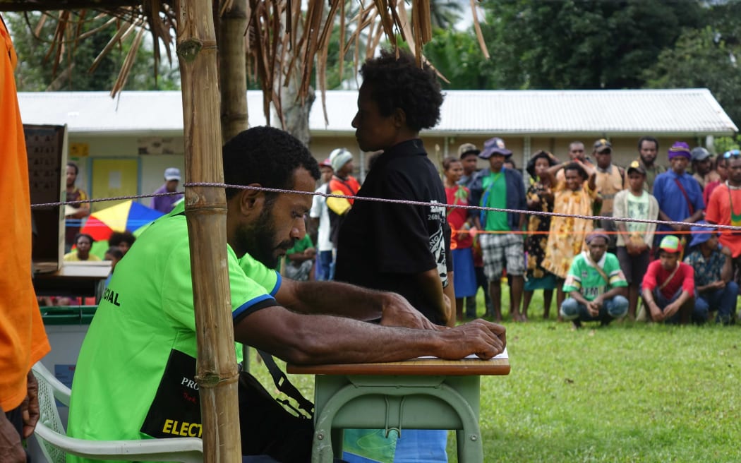 Waiting to vote in PNG's 2017 national election, Morobe province.