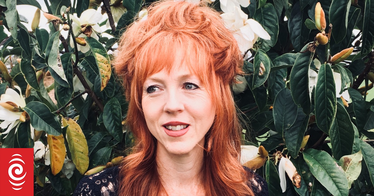 The vital electricity of contemporary poetry: Fast Favourites with ...