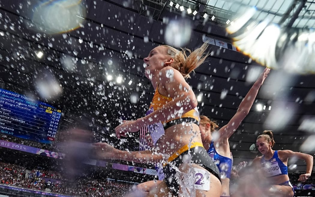 04 August 2024, France, Saint-Denis: Olympics, Paris 2024, athletics, Stade de France, 3000 m steeplechase, women, Lea Meyer from Germany in action. Photo: Michael Kappeler/dpa (Photo by MICHAEL KAPPELER / DPA / dpa Picture-Alliance via AFP)