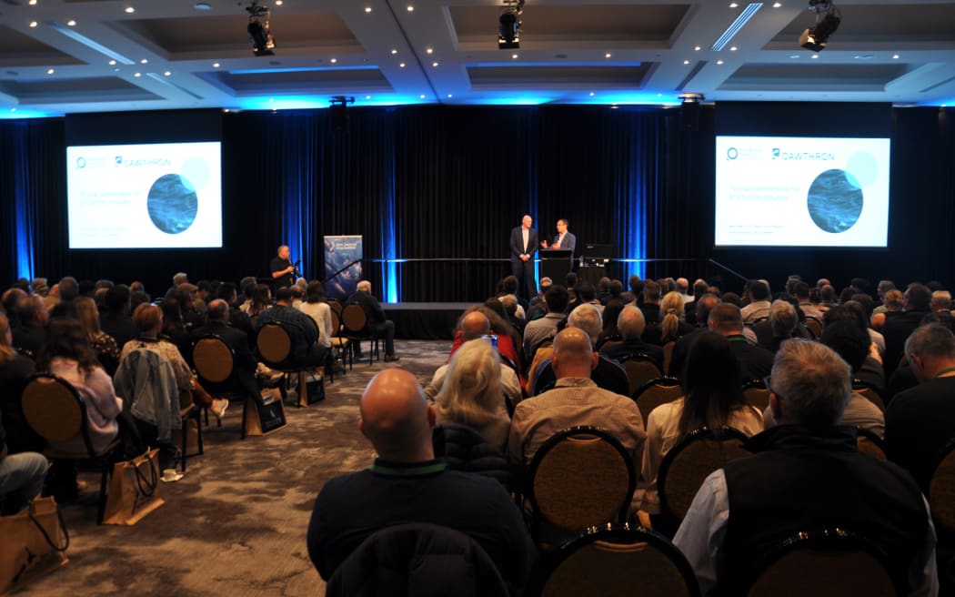 Volker Kuntzsch and Mark Piper speak at the 2024 Aquaculture NZ conference.