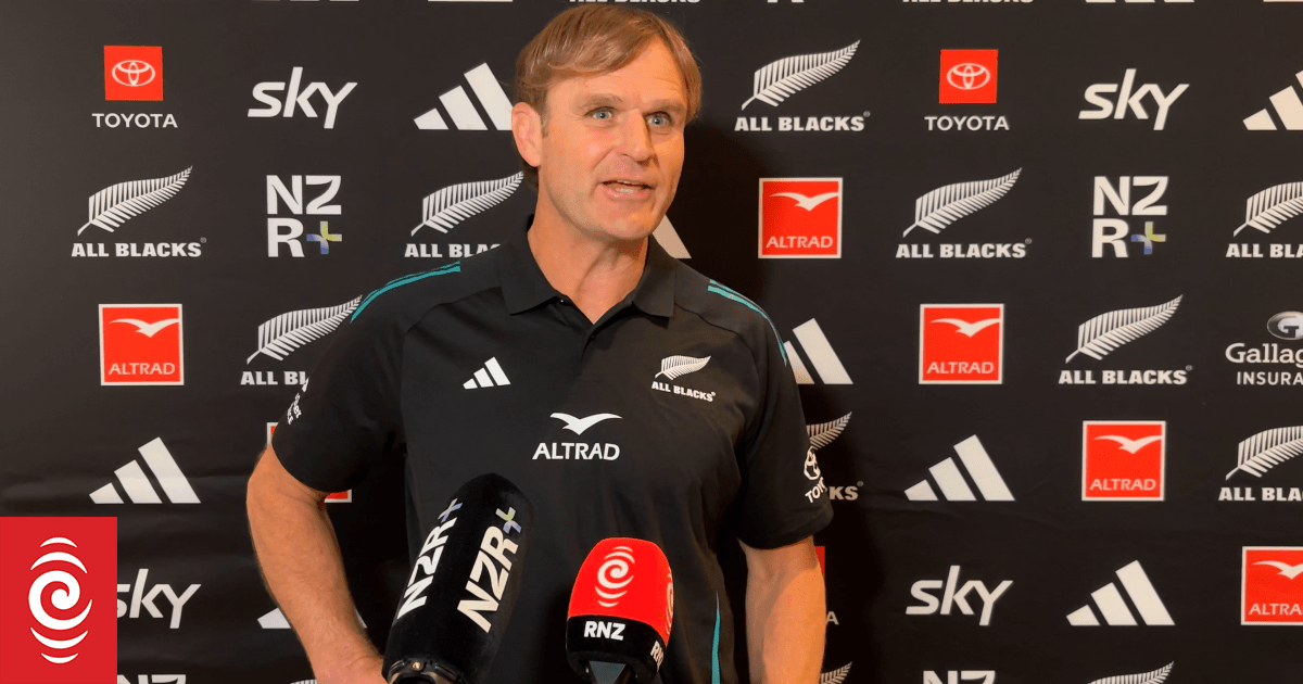 ‘We expect the best out of them': Scott Robertson wary of Irish threat