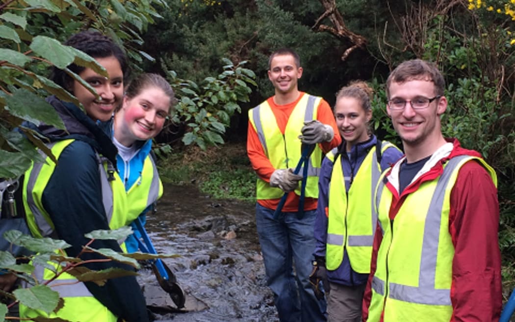 Volunteers at Papakura Stream.