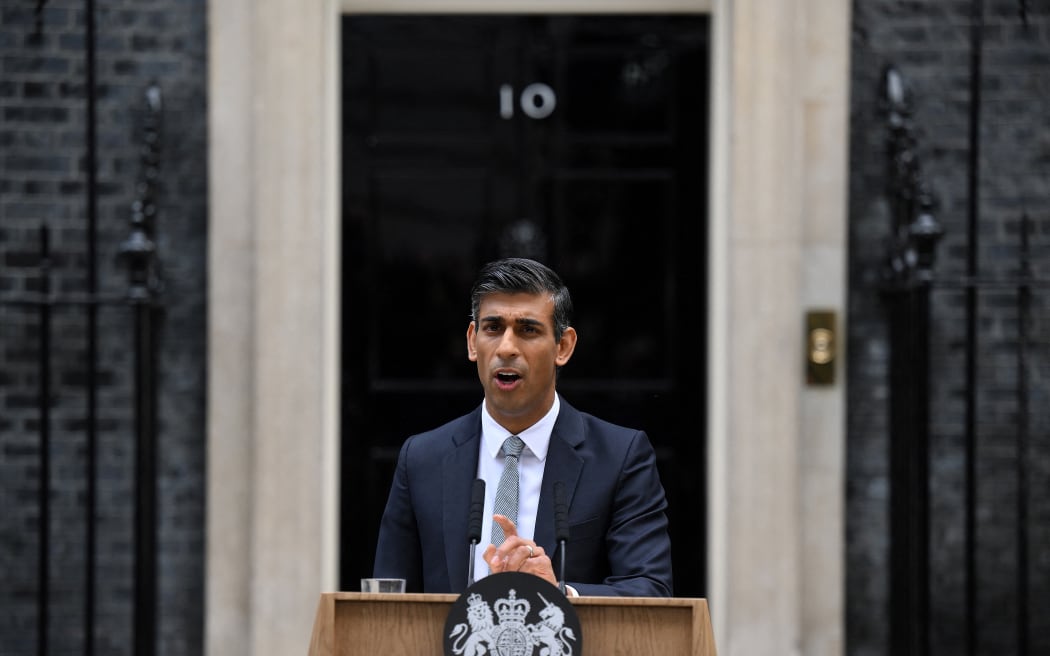 Britain's newly appointed Prime Minister Rishi Sunak gestures as he delivers a speech outside 10 Downing Street in central London, on October 25, 2022.