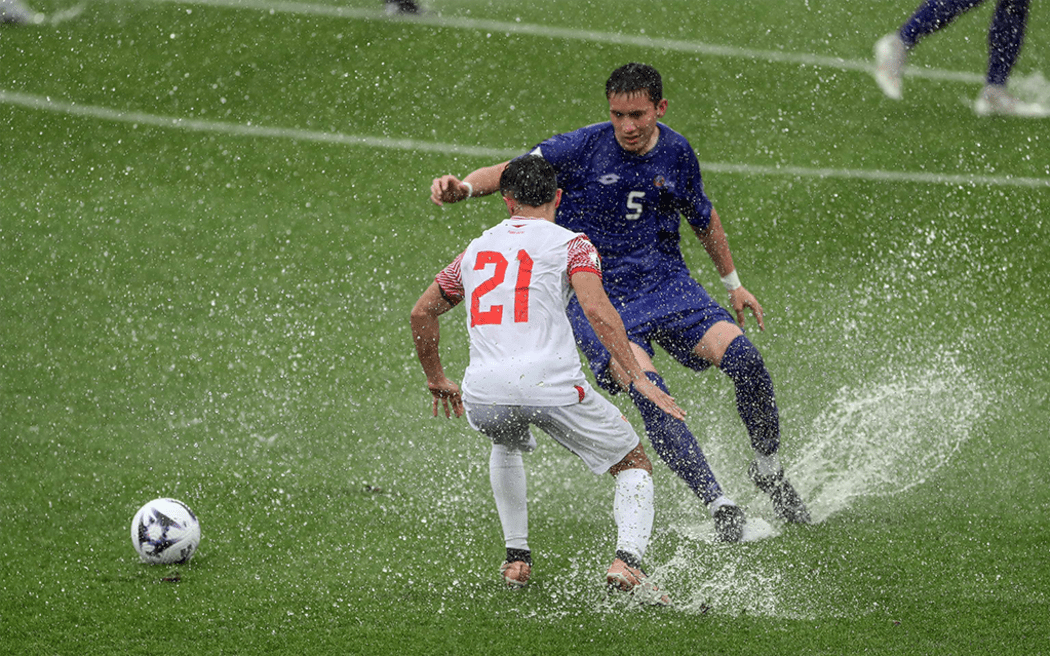Against Tahiti, ‘the heavens opened up’
