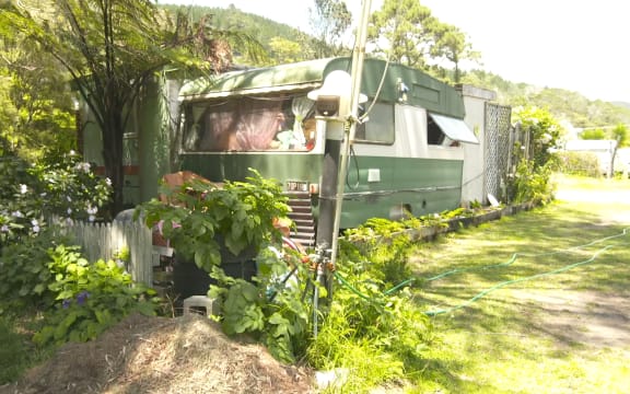 Geoff and Maureen Ward's caravan isn't the only one parked full-time on campgrounds, with other families also saying they're in the same situation.