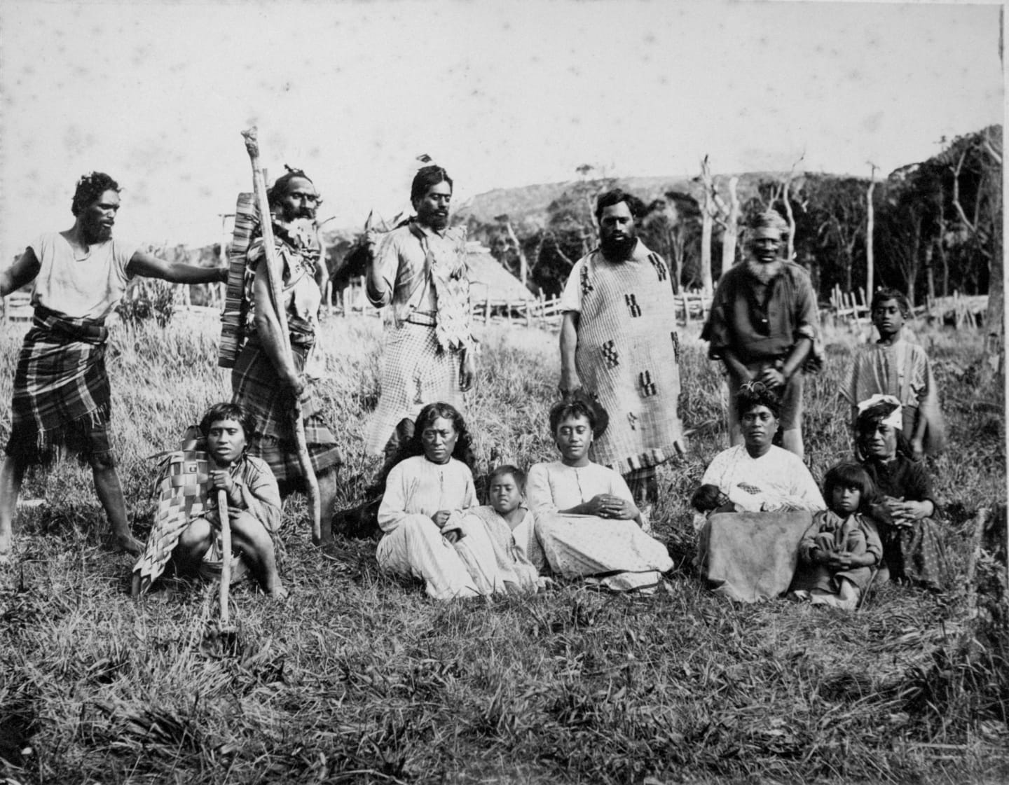 Group of Moriori sitting/standing - 1877