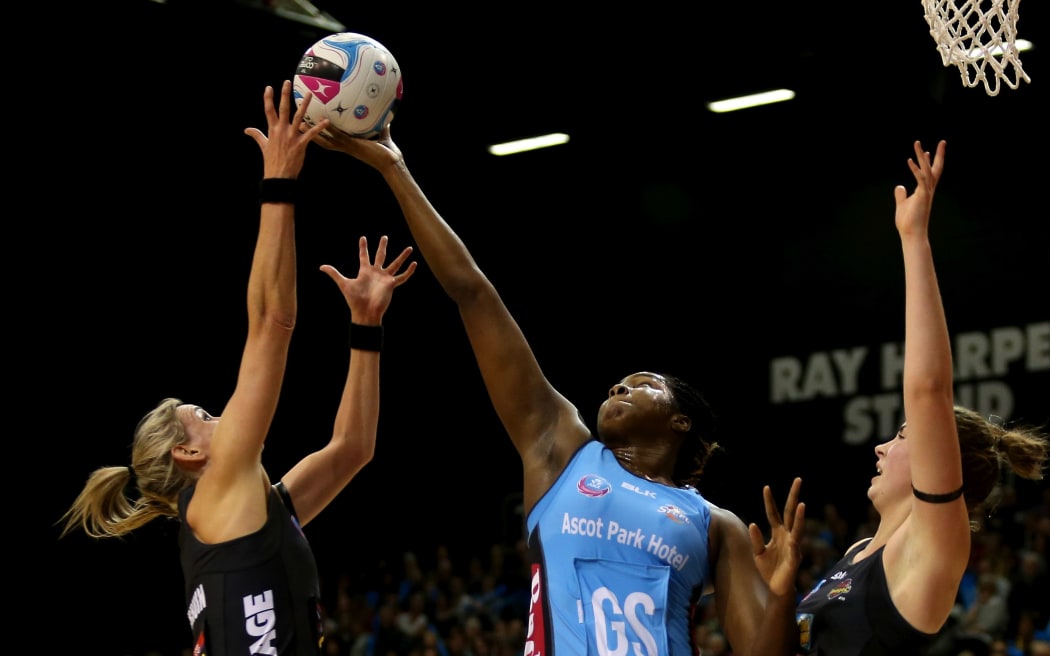 Southern Steel shooter Jhaniele Fowler-Reid competes against Magic defender Leana de Bruin.