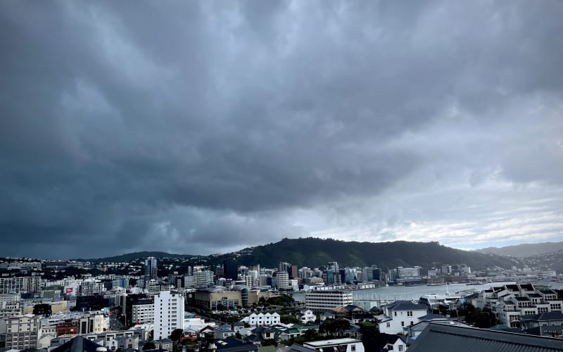 Mixed weather for Wellington anniversary weekend, swells warning for ...