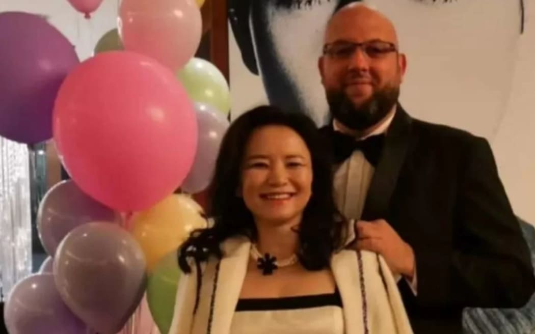 Australian journalist with her partner Nick Coyle. Cheng was arrested by state security officers in China in 2020.