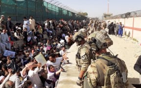 NZDF personnel at the perimeter of Hamid Karzai International Airport.