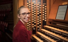 Organist Anna Lapwood