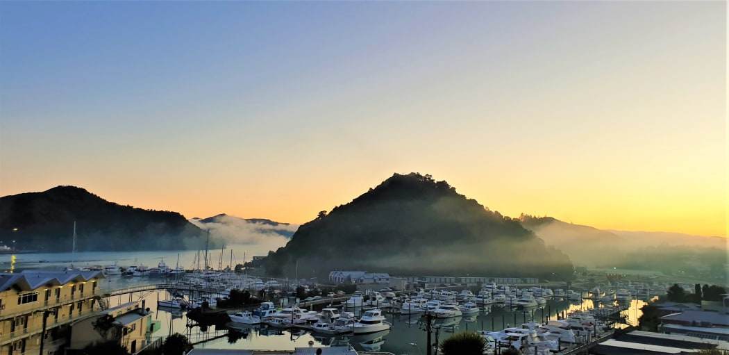 Winter air pollution in Picton
