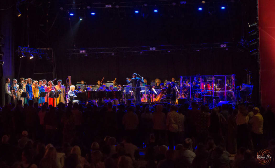 Neil Finn and APO at the Auckland Arts Festival 2018.