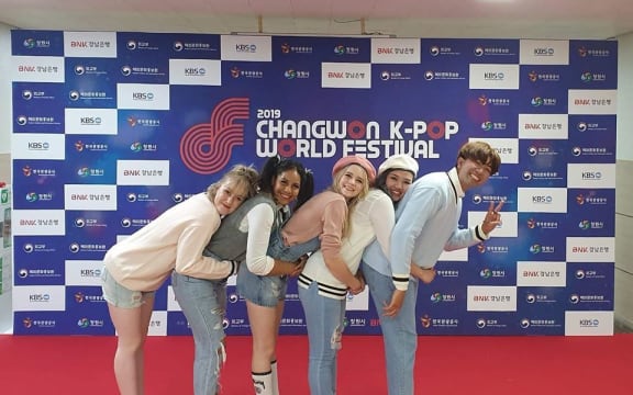 MDC backstage at Changwon (l-r) Erin, Virginia, Emma, Selina and Bryce.