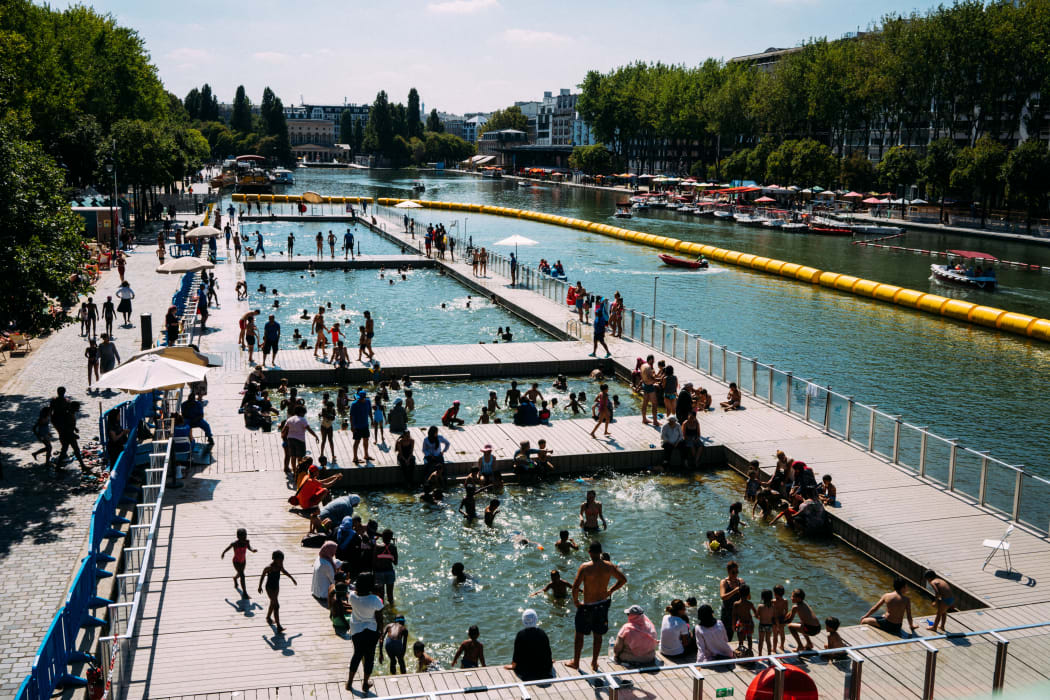 The Villette basin in Paris takes on the air of a seaside resort.