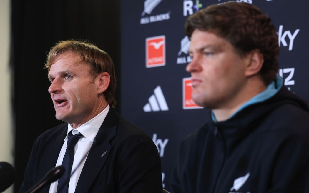 Scott Robertson  (L) with Scott Barrett.