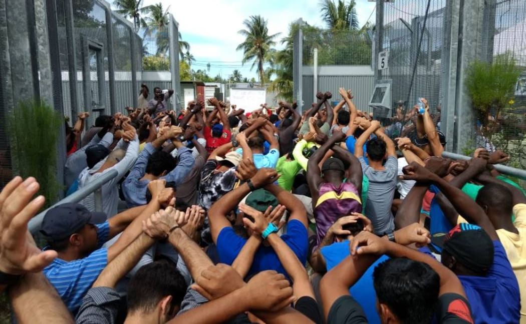 The 14th day of protest at the Manus Island detention centre 14-8-17