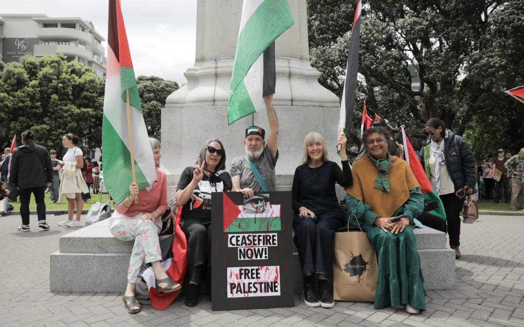 Protesters gathered at Parliament on 12 December to call for an immediate and permanent ceasefire in Gaza.