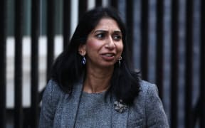 (FILES) In this file photo taken on October 18, 2022, Britain's Home Secretary Suella Braverman arrives for the weekly cabinet meeting at 10 Downing Street in London. - UK's hardline interior minister Suella Braverman has left the government, fuelling suspicions that the new government of Prime Minister Liz Truss was already unravelling.