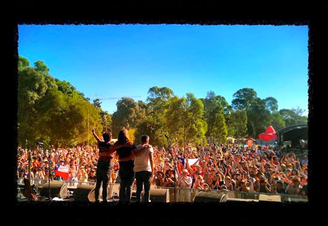 Nano Stern - Dell Stage