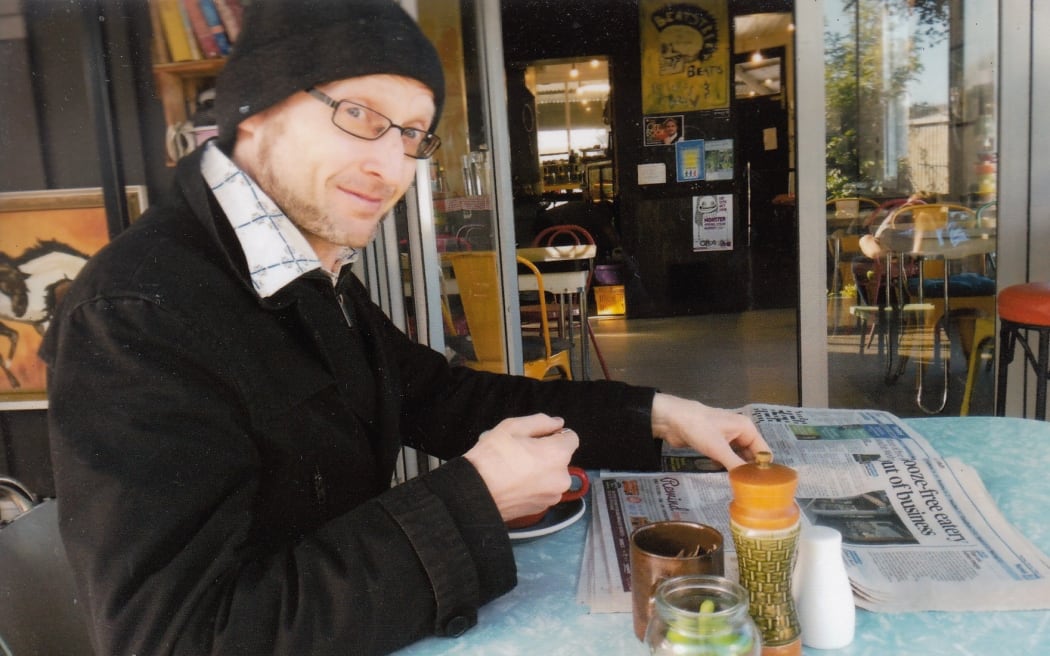 Two comics from graphic artist Dean Ballinger are getting a posthumous release thanks to a group of his friends.