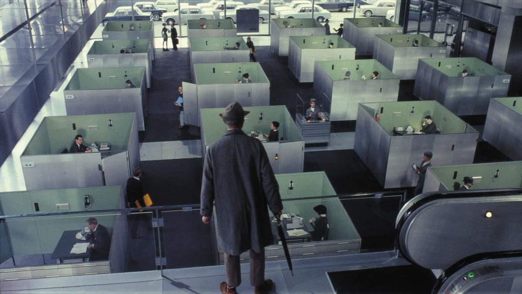 Tati anticipated offices full of cubicles (and he did not appear to think this was much of a good thing).
