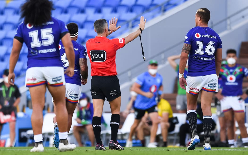 Kane Evans is sent to the bin. Sharks v Vodafone Warriors, NRL rugby league, round 21. Cbus Super Stadium, Gold Coast, Australia. 7 August 2021. Photo: NRL Photos