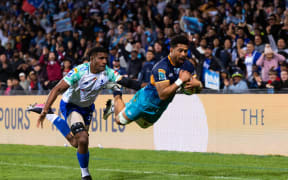 Moana Pasifika Ardie Savea soring a disallowed try during the - Super Rugby Paciﬁc - Moana Pasiﬁka v Fijian Drua at North Harbour Stadium, Auckland - on Saturday  26th  April  2025.
Photo credit: Brett Phibbs / www.photosport.nz