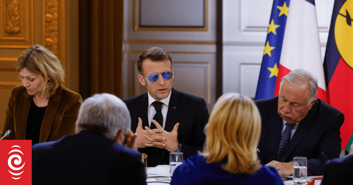 Pro-France MPs confront Macron at New Caledonia talks