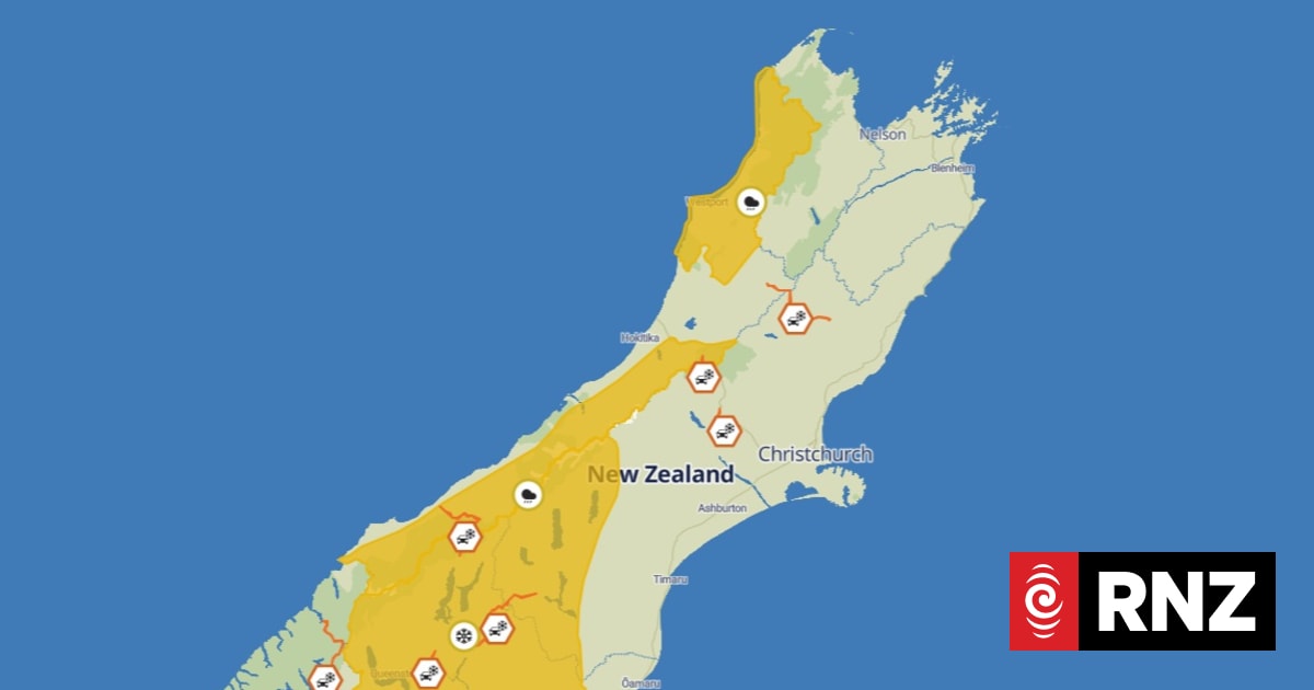 Southern motorists warned to be careful as snow and flooding hit highways