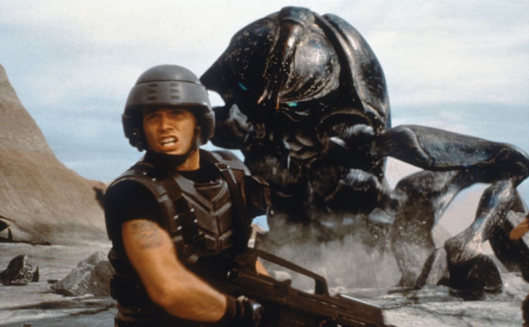 A scene from the 1997 film Starship Troopers
Pers: Casper Van Dien 
Dir: Paul (Dutch) Verhoeven 
Ref: STA139AB 
Photo Credit: Columbia Tristar / The Kobal Collection