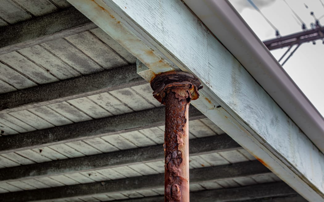 Derelict house in Lyall Bay