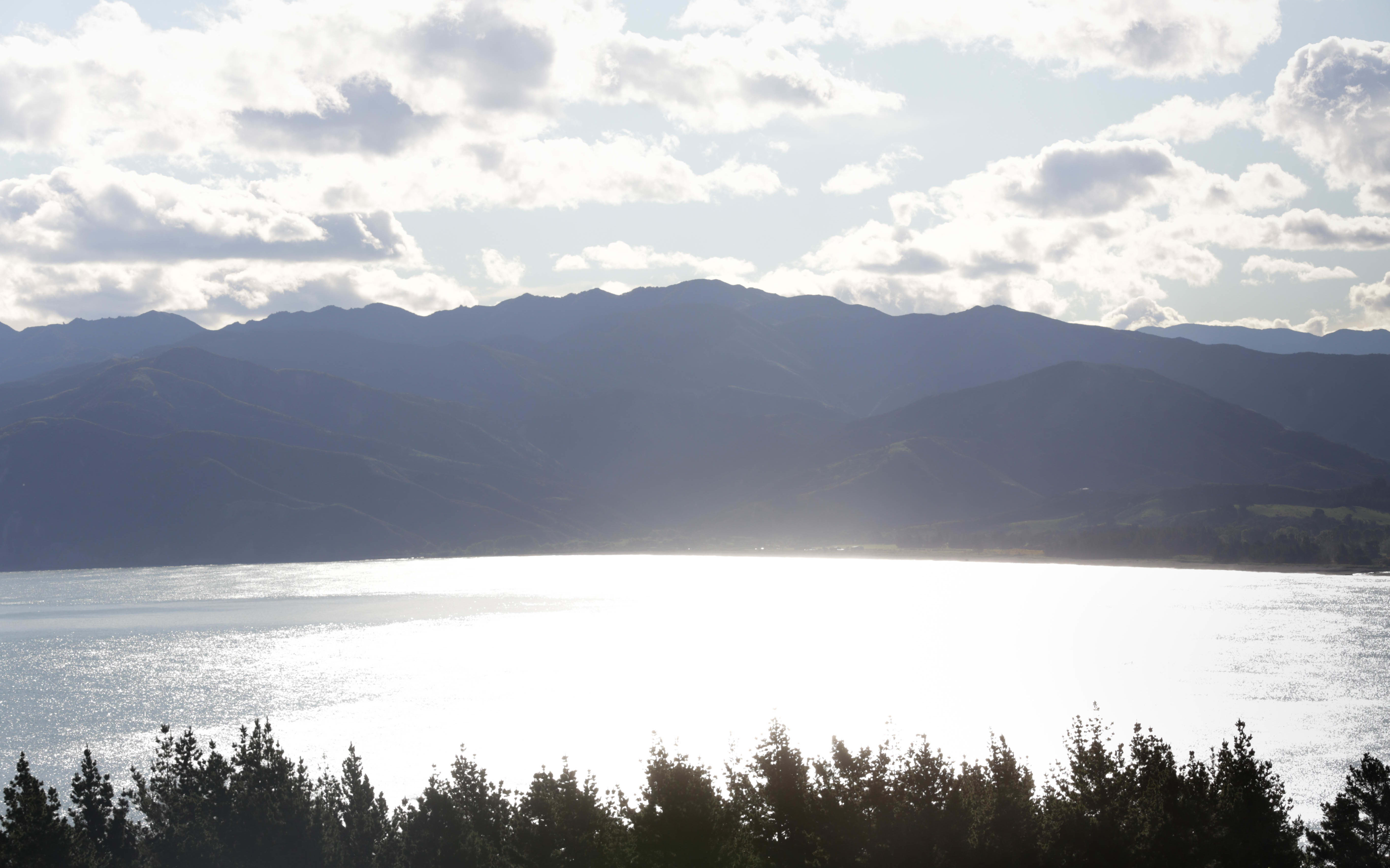 The sun starts to set in Kaikoura
