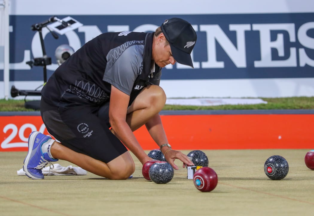 New Zealand's Jo Edwards in the Womens singles Bowls gold medal match against Laura Daniels of Wales. Commonwealth Games, Gold Coast, Australia. Sunday 8 April, 2018. Copyright photo: John Cowpland / www.photosport.nz