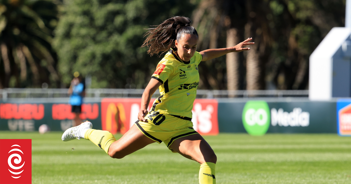 Phoenix women climb A-League table with another big win