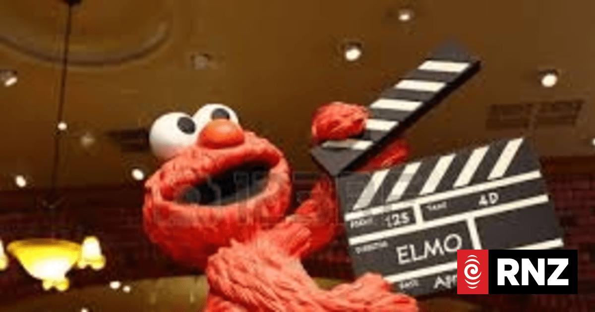 Elmo's question on X gets unexpected responses | RNZ