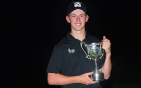 New Zealand golfer Daniel Hillier with the Australian Junior Championship trophy 2016.