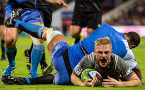 Crusaders winger Johnny McNicholl scores against the Western Force 2016.