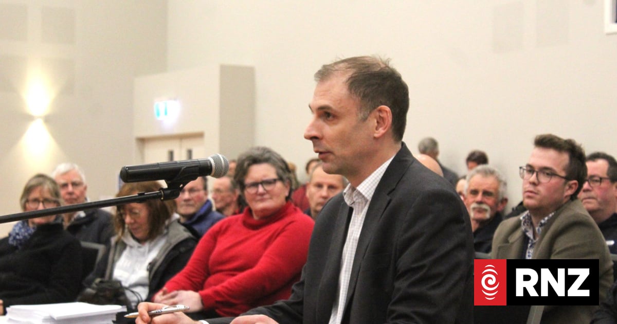 Why two small councils are on opposite ends of the amalgamation debate