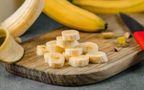 sliced banana
