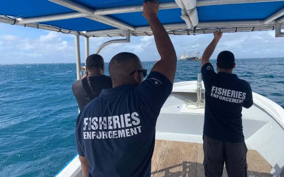 The Marshall Islands Marine Resources Authority operates 100 percent coverage of tuna transshipment operations in Majuro lagoon with its Fisheries Enforcement staff making dozens of visits to vessels each month to monitor their operations. Photo: Francisco Blaha.
