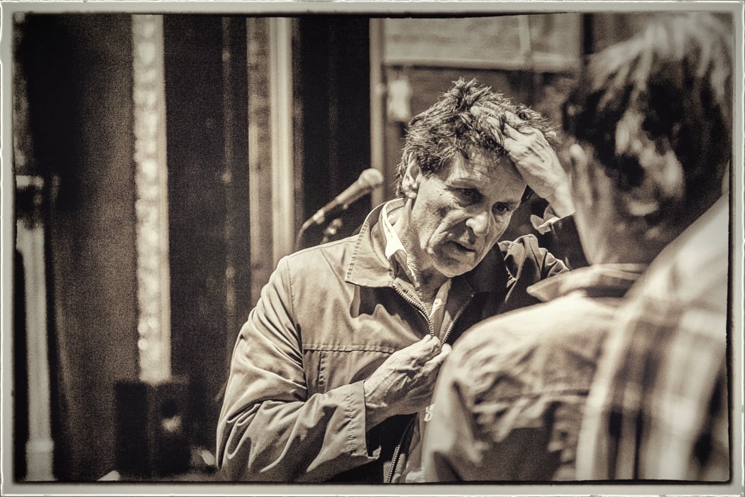 Barry Saunders